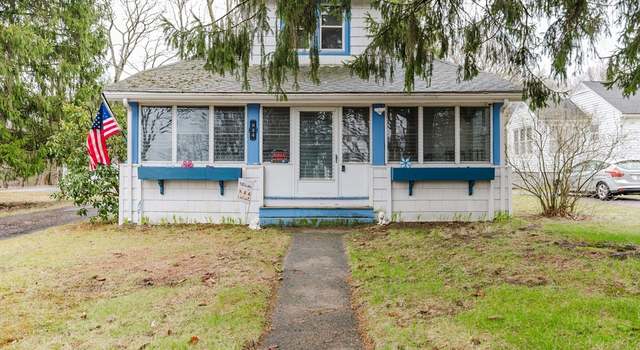 Photo of 984 West St, Attleboro, MA 02703