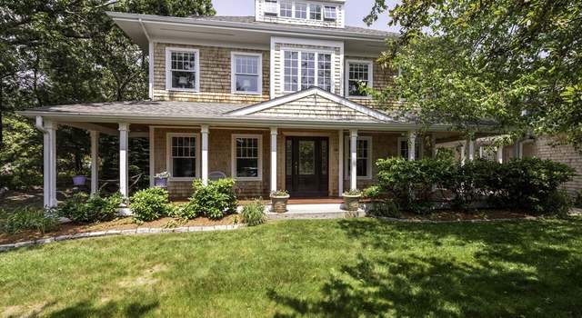 Photo of 50 Castle View Dr, Gloucester, MA 01930
