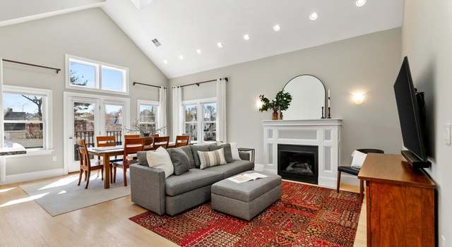 Photo of 814 Main St #301, Melrose, MA 02176