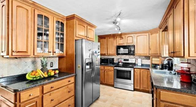 Photo of 1161 Pleasant St, Brockton, MA 02301