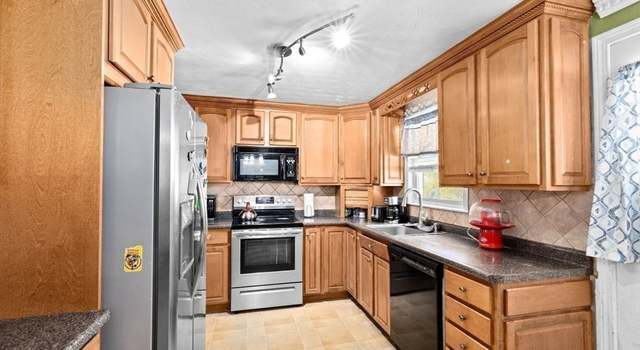 Photo of 1161 Pleasant St, Brockton, MA 02301