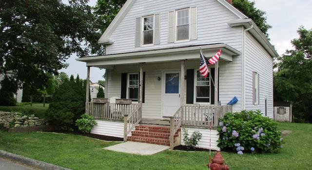 Photo of 54 Arnold St, South Dartmouth, MA 02748
