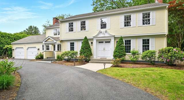 Photo of 295 Pinewood Dr, Longmeadow, MA 01106