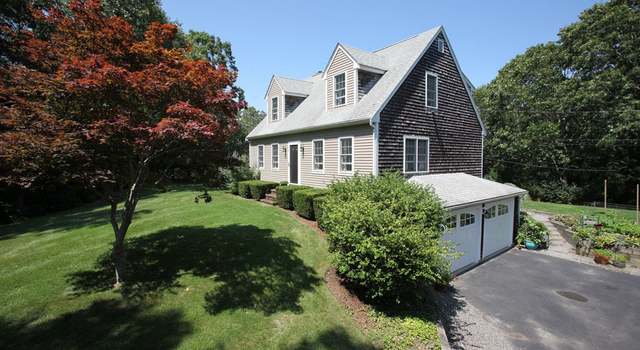 Photo of 4 Lookout Point Rd, Plymouth, MA 02360