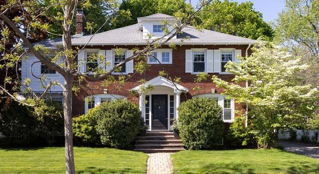 Photo of 35 Vineyard Rd, Newton, MA 02459
