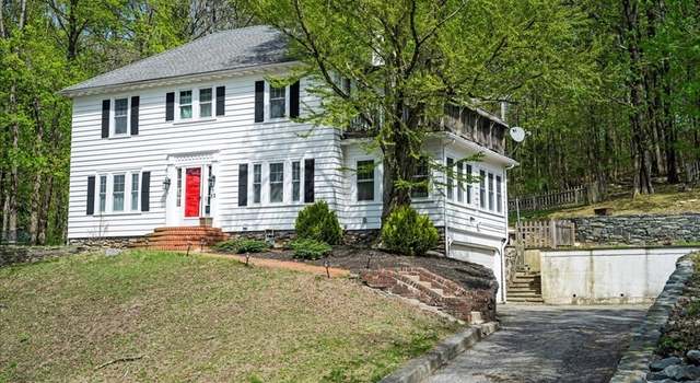 Photo of 32 Beechmont St, Worcester, MA 01609