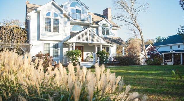 Photo of 65 Telegraph Hill Rd, Falmouth, MA 02540