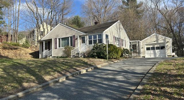 Photo of 177 Hartford Ave E, Uxbridge, MA 01569