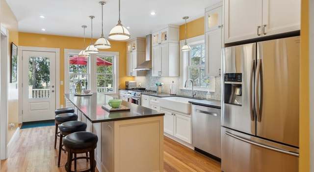 Photo of 186 Park St, Boston, MA 02132