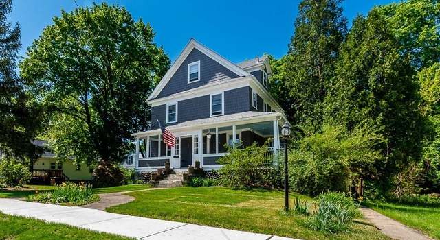 Photo of 265 Stone St, Walpole, MA 02081