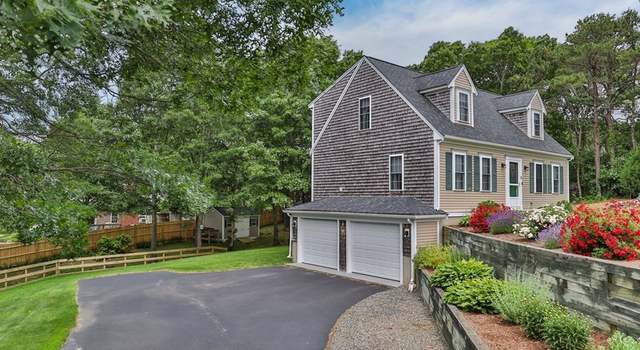 Photo of 15 Ocean Pines Dr, Bourne, MA 02562