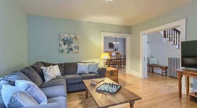 Photo of 38 Maple Ave, Andover, MA 01810