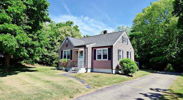 Photo of 124 Plain St, Taunton, MA 02780