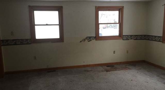Photo of 16 Fern Rd, Holbrook, MA 02343