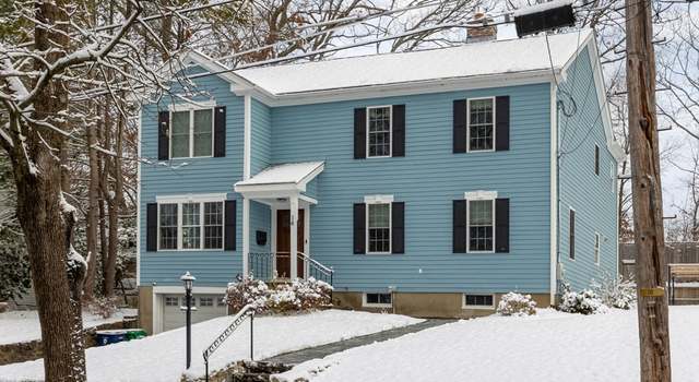 Photo of 14 Deforest Rd, Newton, MA 02462
