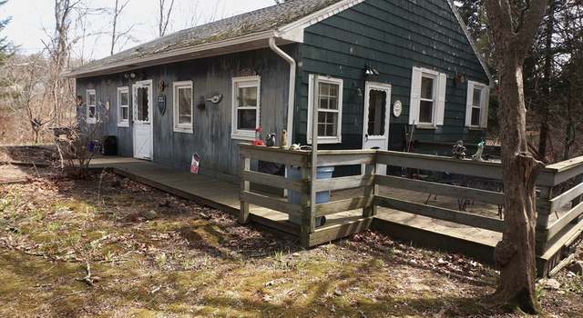 Property at 28 Stowe Rd, Grafton, MA 01519, 3 beds, 1 bath