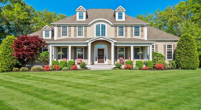 Photo of 30 Castle Rd, Norfolk, MA 02056