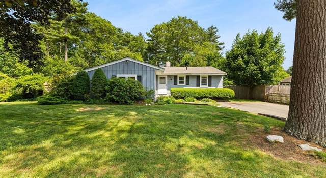 Photo of 8 Homestead Rd, Middleboro, MA 02346