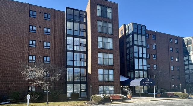 Photo of 4234 N Main St #208, Fall River, MA 02720