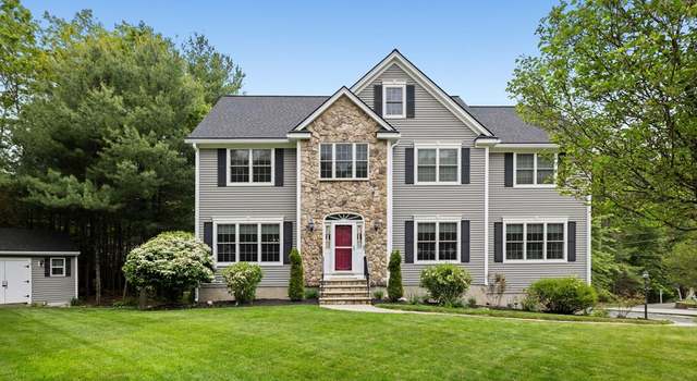 Photo of 1 Eleanor Dr, Wilmington, MA 01887