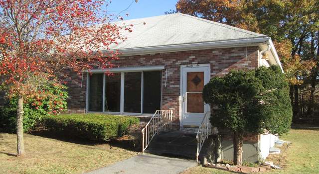 Photo of 26 Crosby St, Shrewsbury, MA 01545