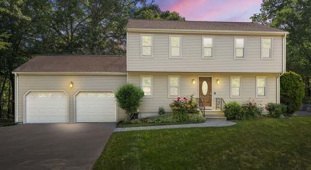 Photo of 6 Crockett Cir, Hopedale, MA 01747