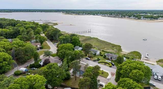 Photo of 78 Edgewater Dr, Wareham, MA 02571