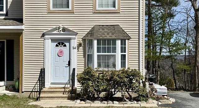 Photo of 14 Ward Farm Cir, Worcester, MA 01602
