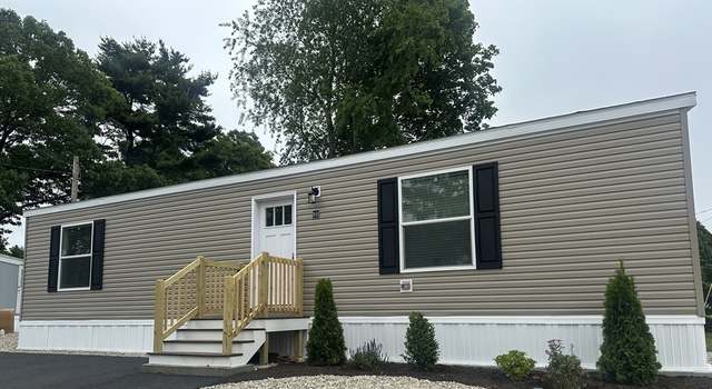 Photo of 1346 Newport Ave Unit D-11, Attleboro, MA 02703