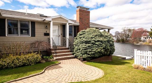 Photo of 8 Wendy Way, Lynn, MA 01904
