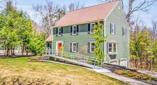 Photo of 12 Lancelot Dr, Paxton, MA 01612