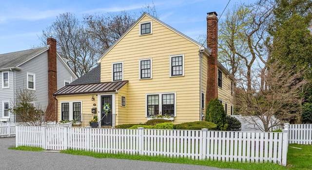 Photo of 13 Thompson Rd, Marblehead, MA 01945