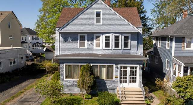 Photo of 126 Summerfield St, Fall River, MA 02720