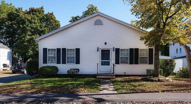 Photo of 4 Pine St, Medway, MA 02053