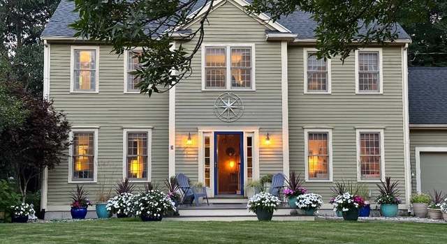 Photo of 3 Cypress Ln, Walpole, MA 02081
