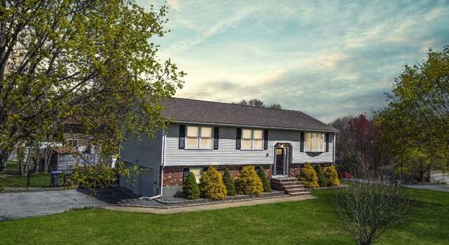 Photo of 22 Clementi Ln, Methuen, MA 01844