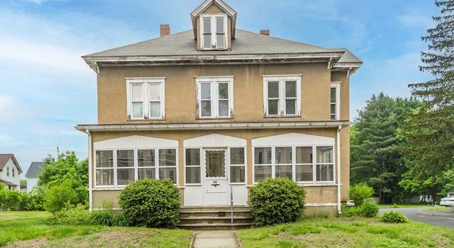 Photo of 10 Spruce St, Clinton, MA 01510
