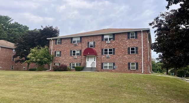 Photo of 9 Cross St #5, Chelmsford, MA 01863