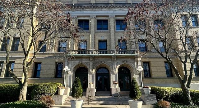 Photo of 235 State St #222, Springfield, MA 01103