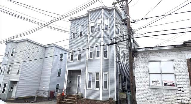 Photo of 39 Wamesit St, Lowell, MA 01852