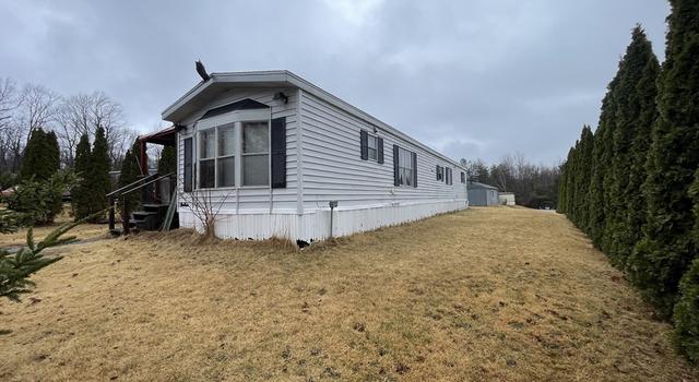 Photo of 152 Overlook Dr, Greenville, NH 03048