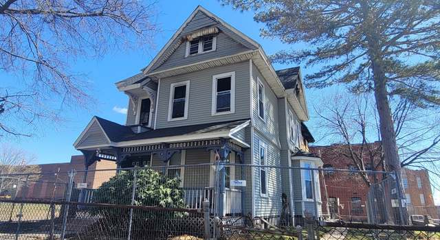 Photo of 192 Chestnut St, Holyoke, MA 01040