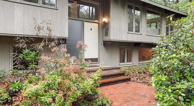 Photo of 8 Deerfoot Trl, Harvard, MA 01451