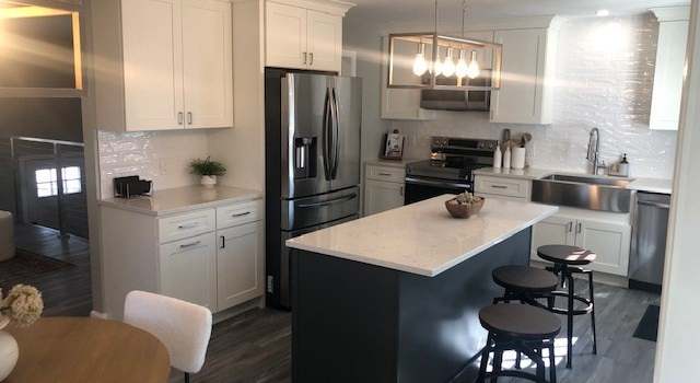 Photo of 6 Buttonwood Cir, North Attleboro, MA 02760