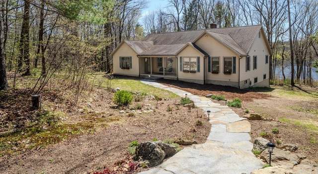 Photo of 45 Briar Hill Rd, Williamsburg, MA 01096
