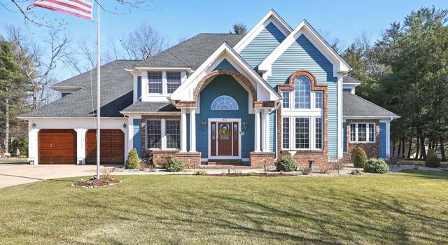 Photo of 42 Gary Dr, Westfield, MA 01085