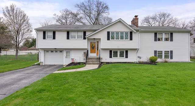 Photo of 15 Kenda Rd, Shrewsbury, MA 01545