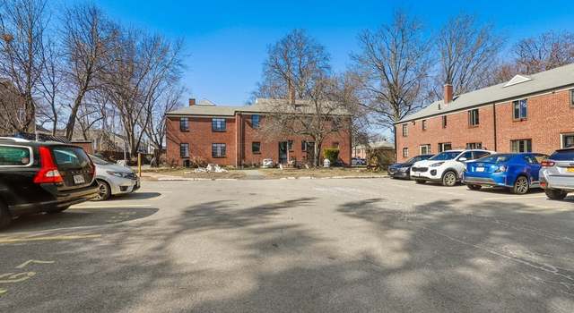Photo of 110 Pierce Rd #110, Watertown, MA 02472