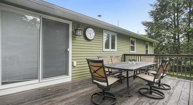 Photo of 10 Crestview Ter, Nashua, NH 03060