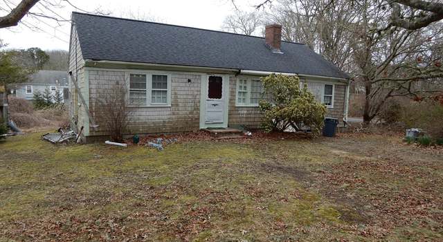 Photo of 2 Rustic Dr, Yarmouth, MA 02673